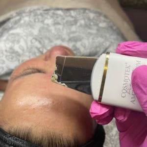 Extractions Treatment | Luminous Skin Care Studio in Santa Clara, CA